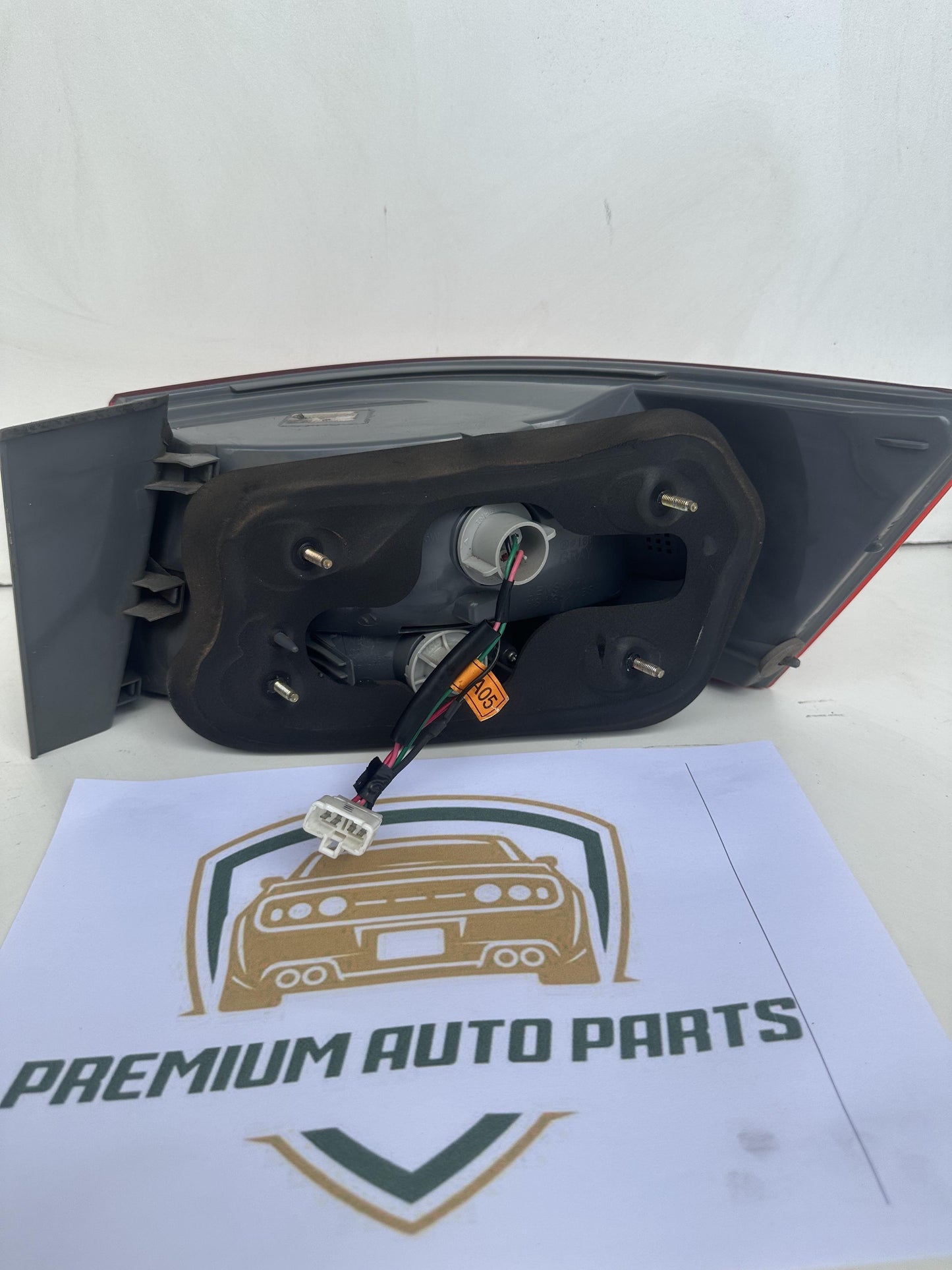 2005  NF Left Taillight