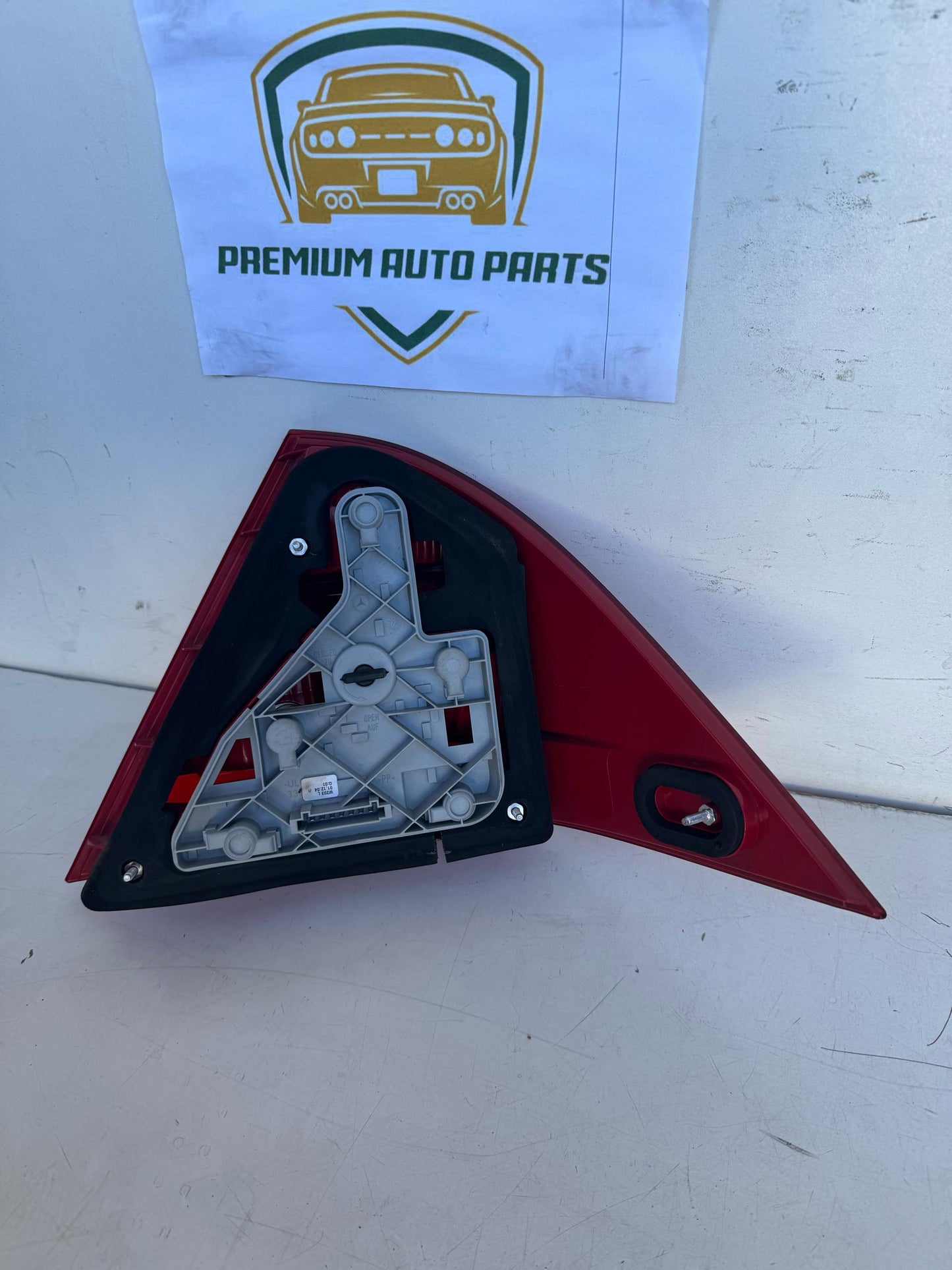 2005 Left Taillight