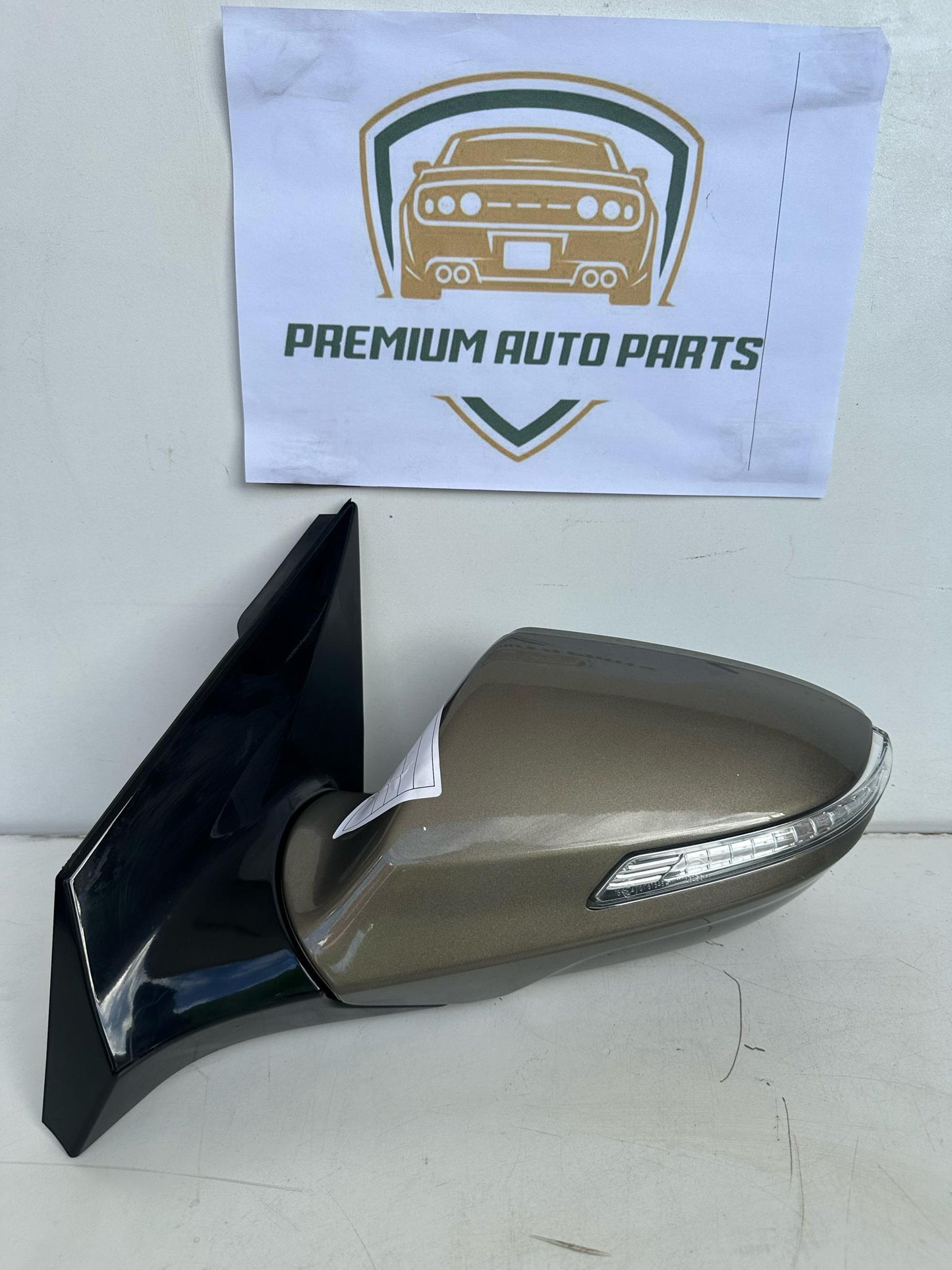 2013 Hyundai i40 VF Left Door Mirror