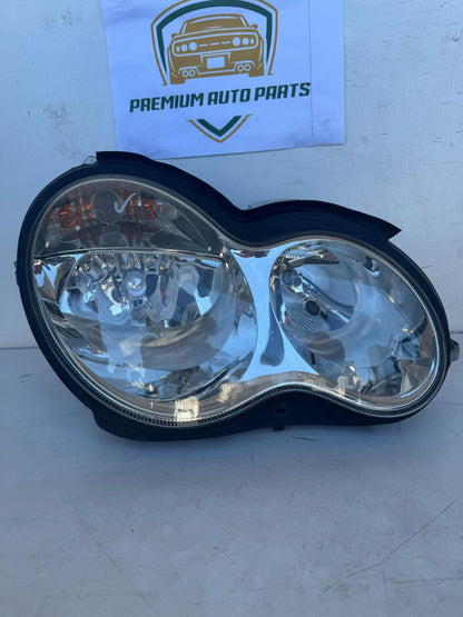2005   Right Headlight