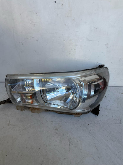 2019 Toyota Hilux Left Headlight