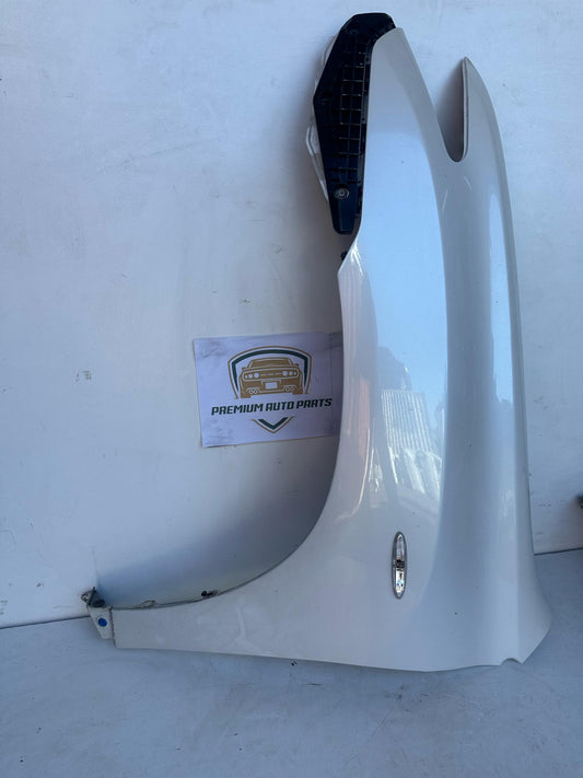 2012 Toyota Kluger Left Front Guard