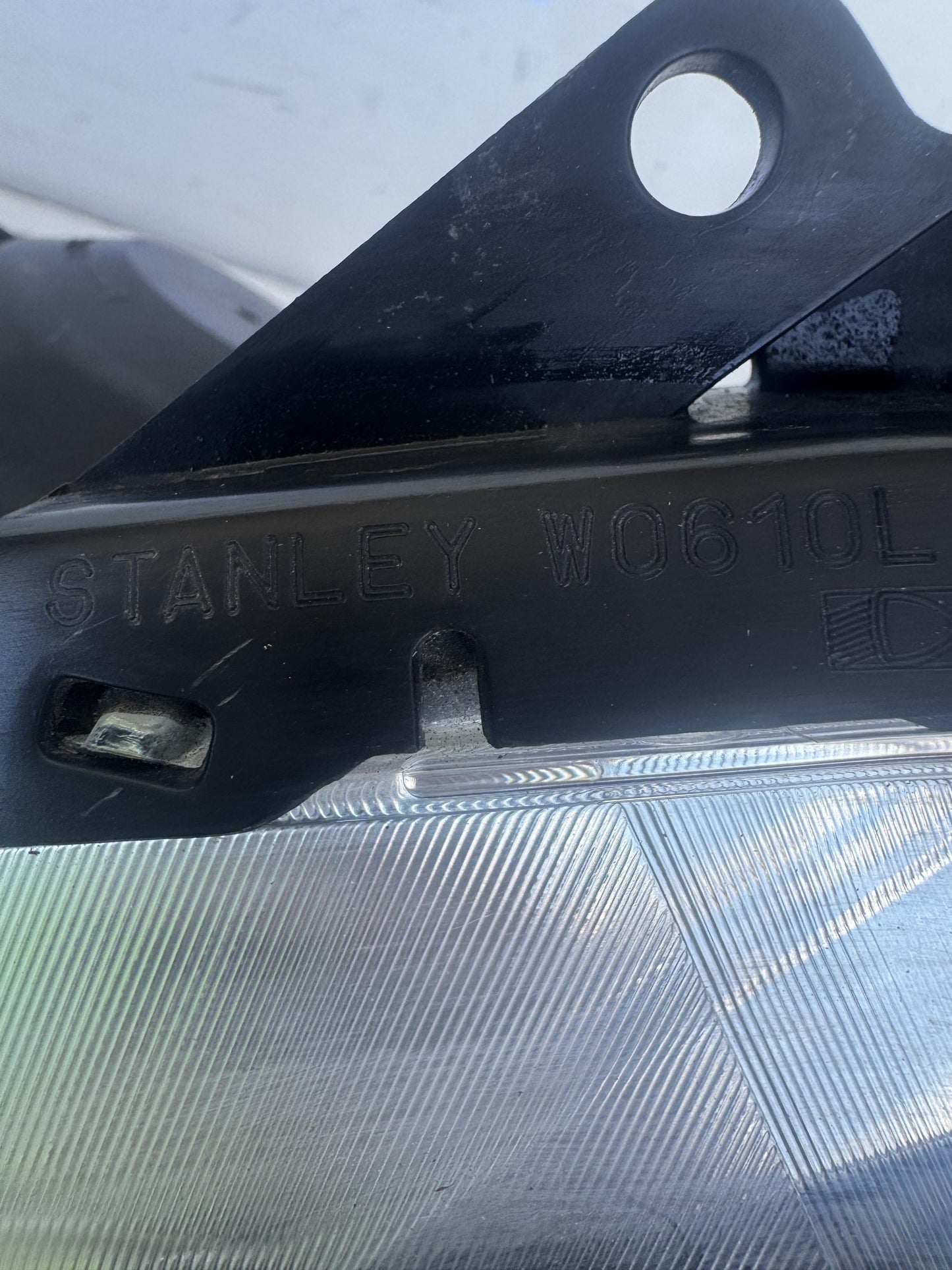 2014  B17 Left Headlight
