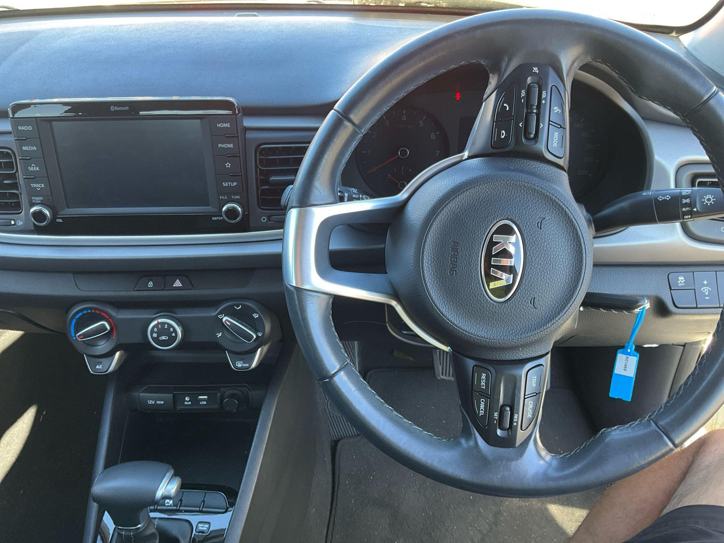 2019 Kia Rio  YBHatchback 
Kia
Rio
