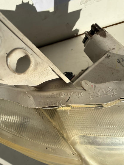 2010 Toyota Aurion Right Headlight