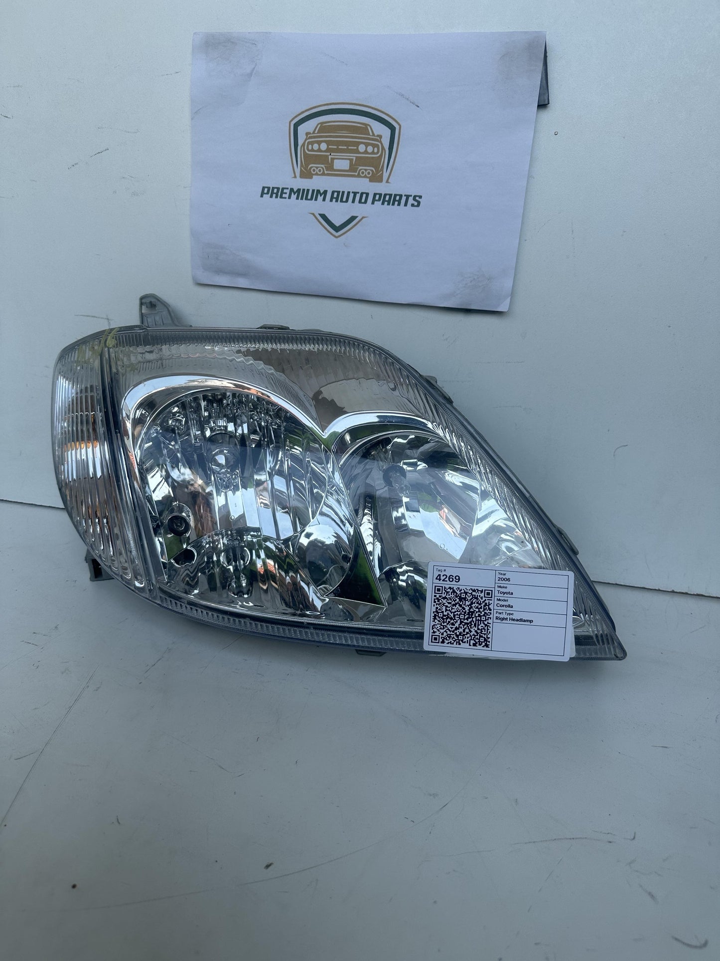 2006   Right Headlight