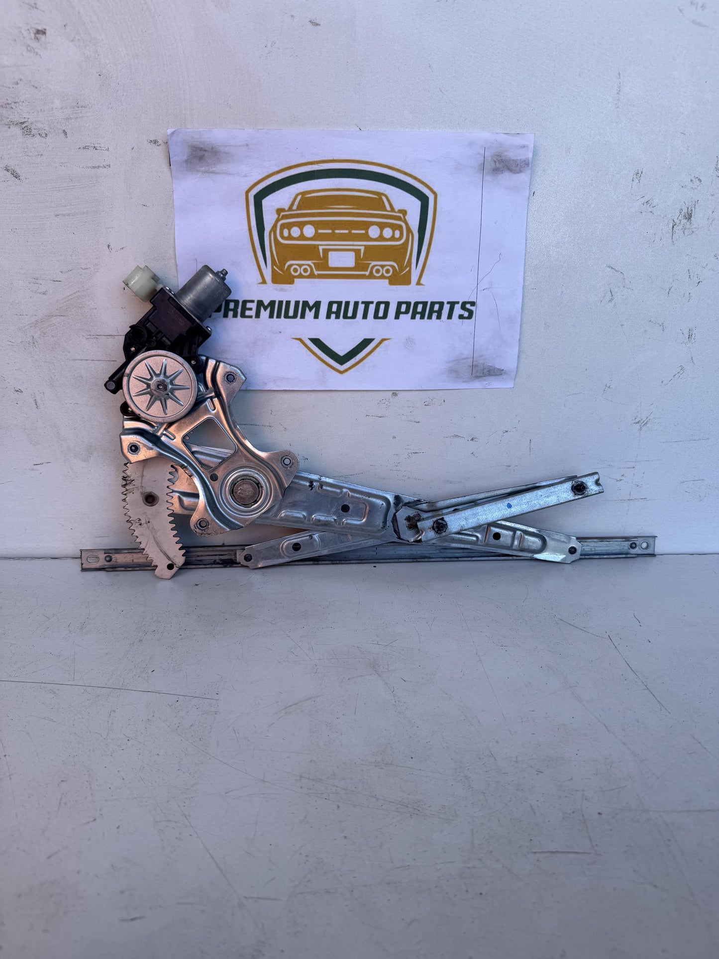 2023   Right Front Window Regulator/Motor