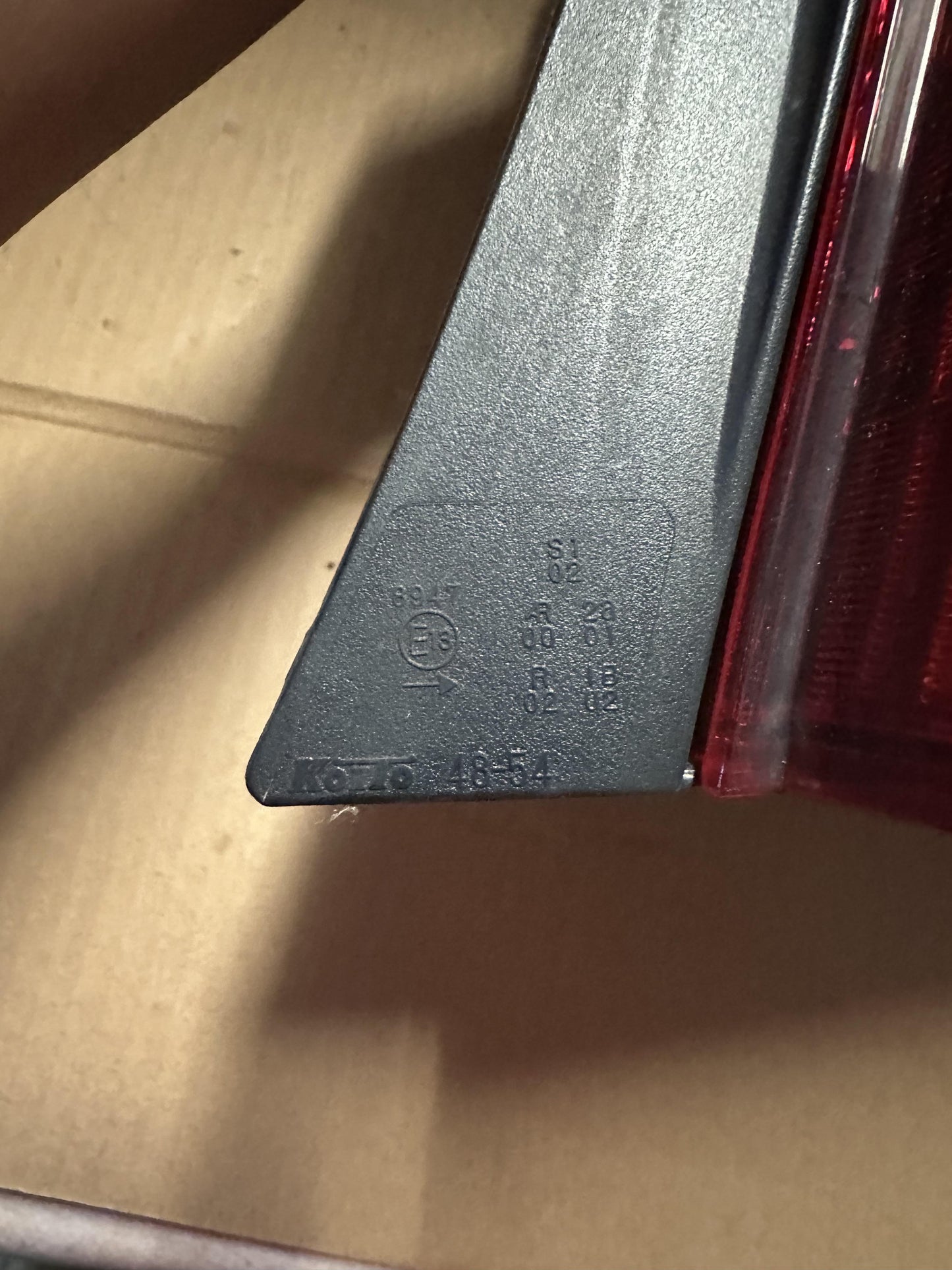 2007  Kluger Mcu28r Left Taillight