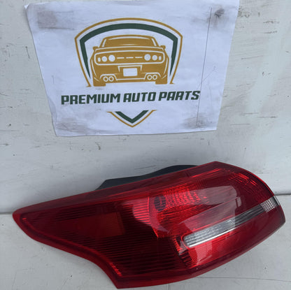 2015  LZ Left Taillight