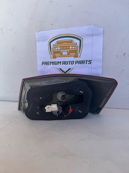 2008 Hyundai Sonata NF Left Taillight