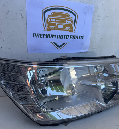 2014  JC Right Headlight