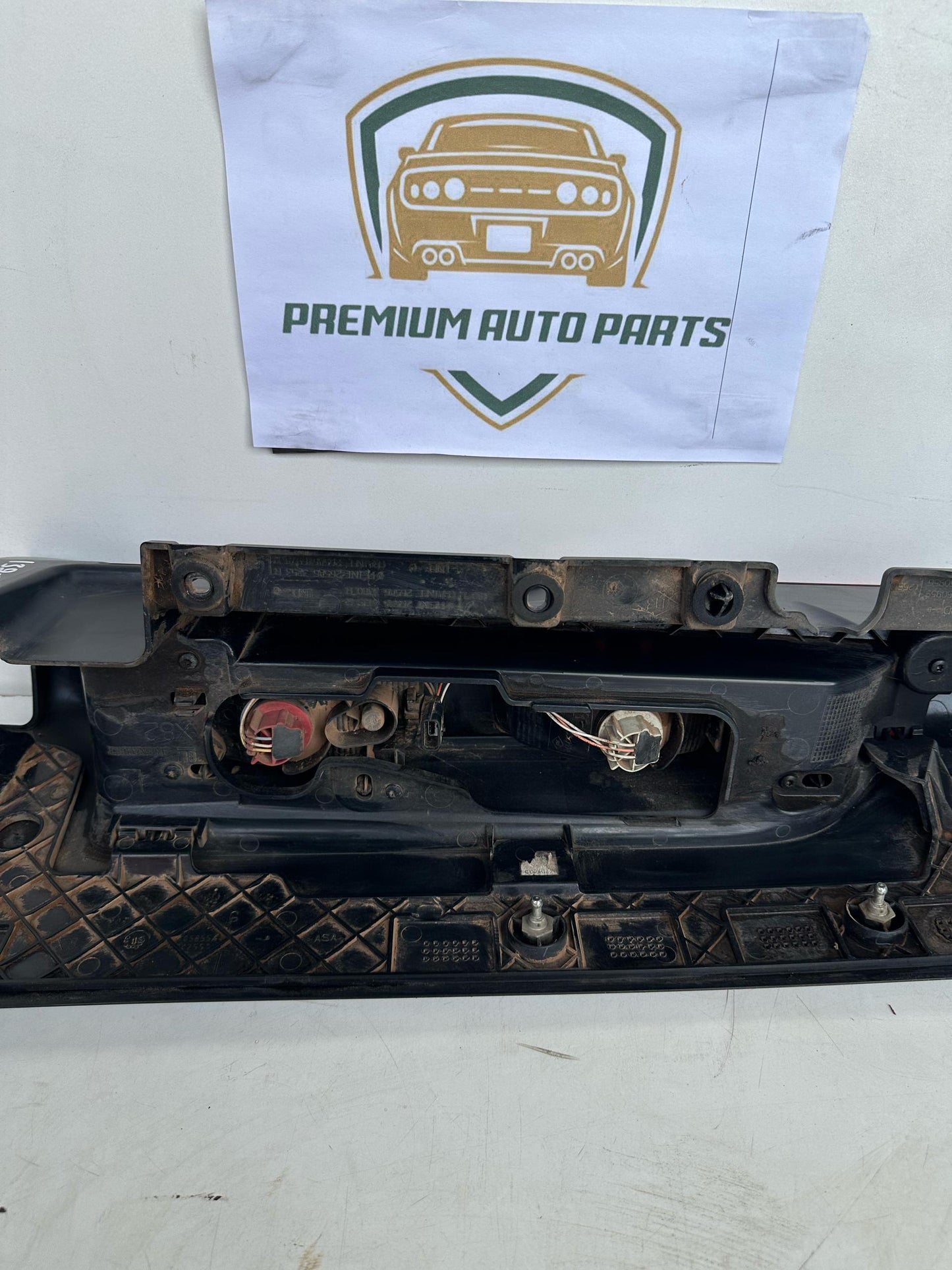 2015 Renault Trafic Left Taillight