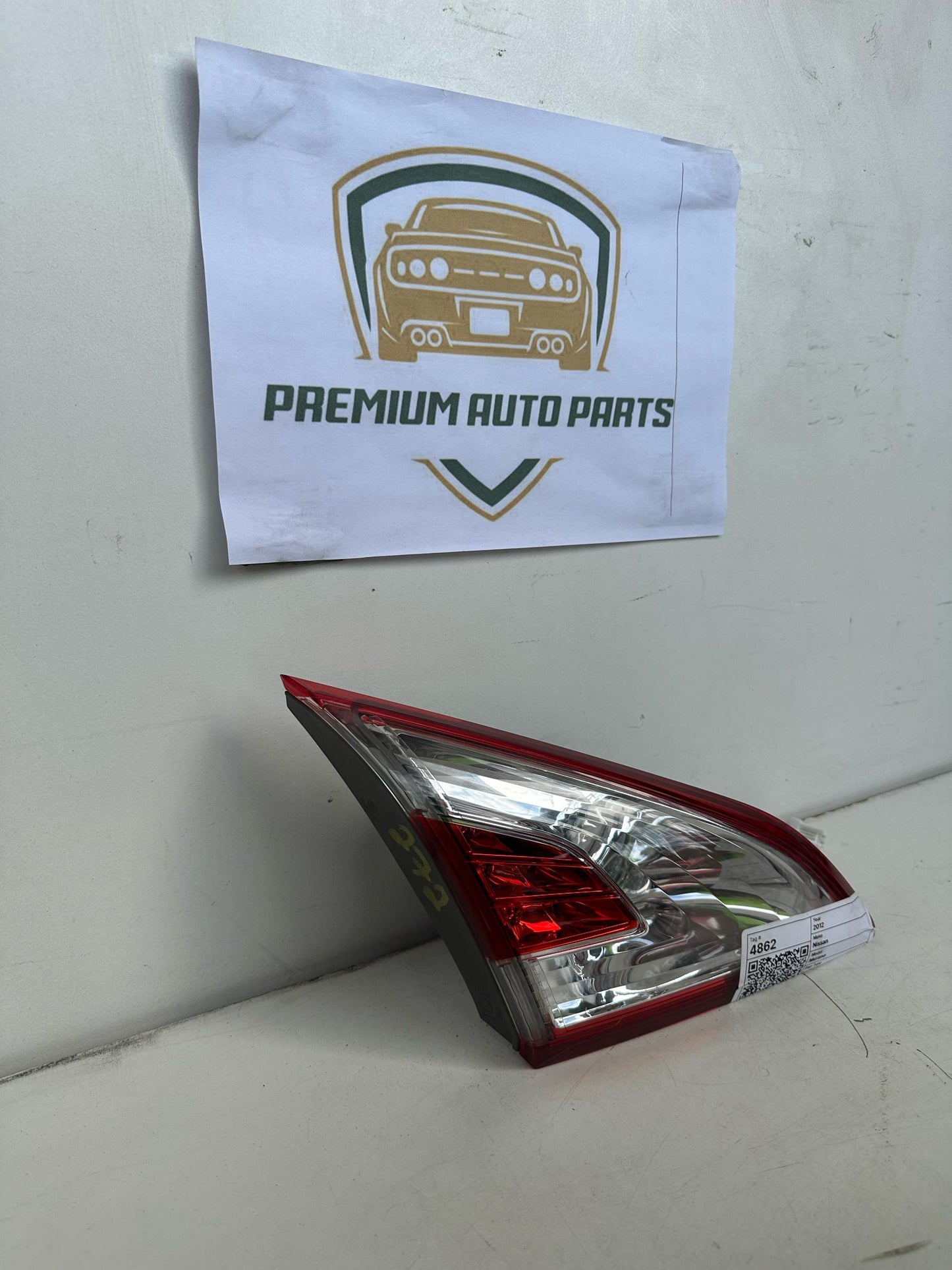 2012 Nissan MuranoII Z51 Left Boot Light