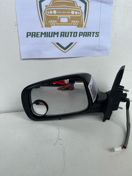 2006  E120 Left Door Mirror