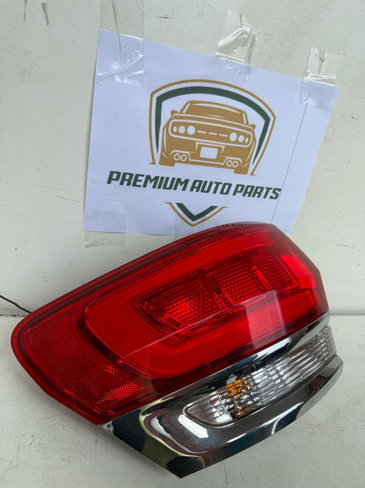 2018 Jeep Grand Cherokee Left Taillight
