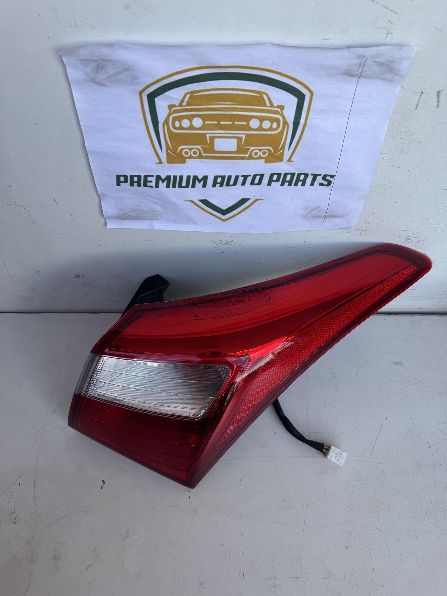 2013   Right Taillight