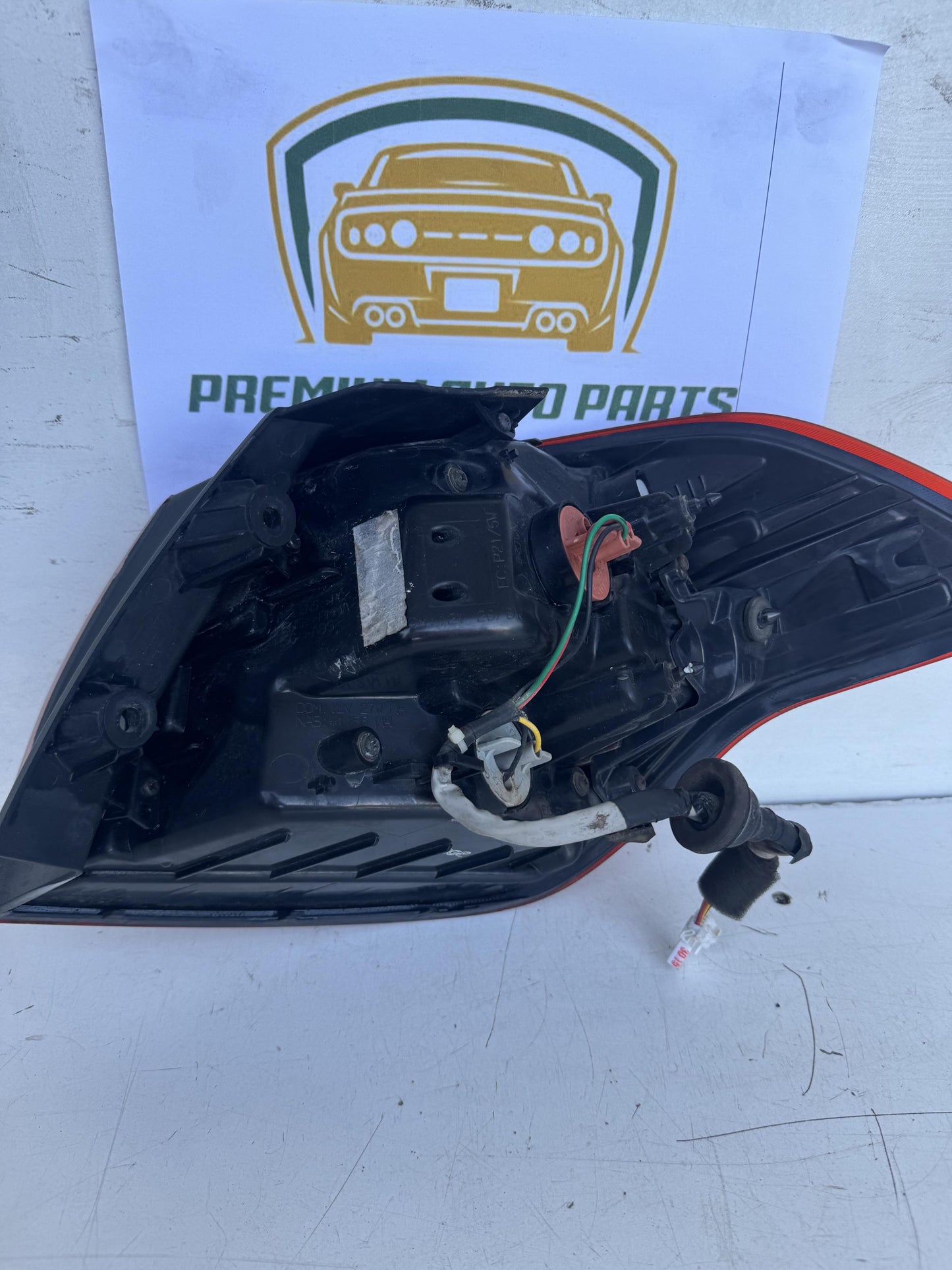2014   Left Taillight