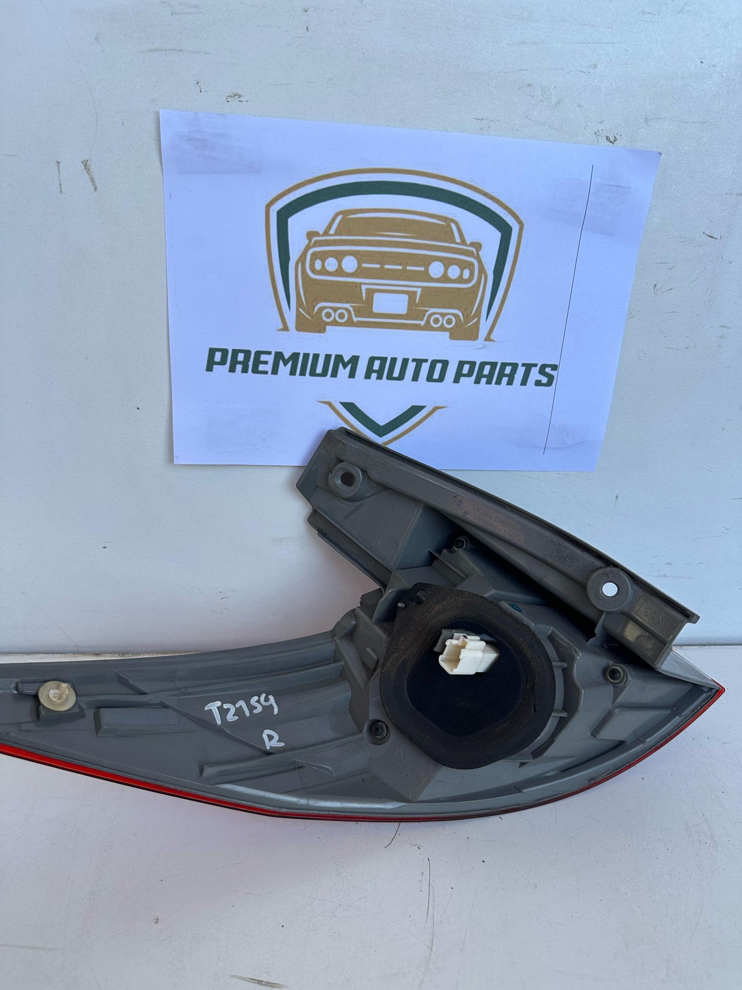 2006   Right Taillight