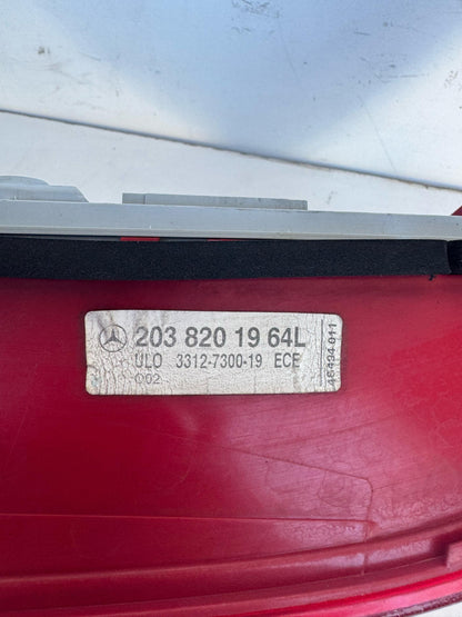 2005 Left Taillight