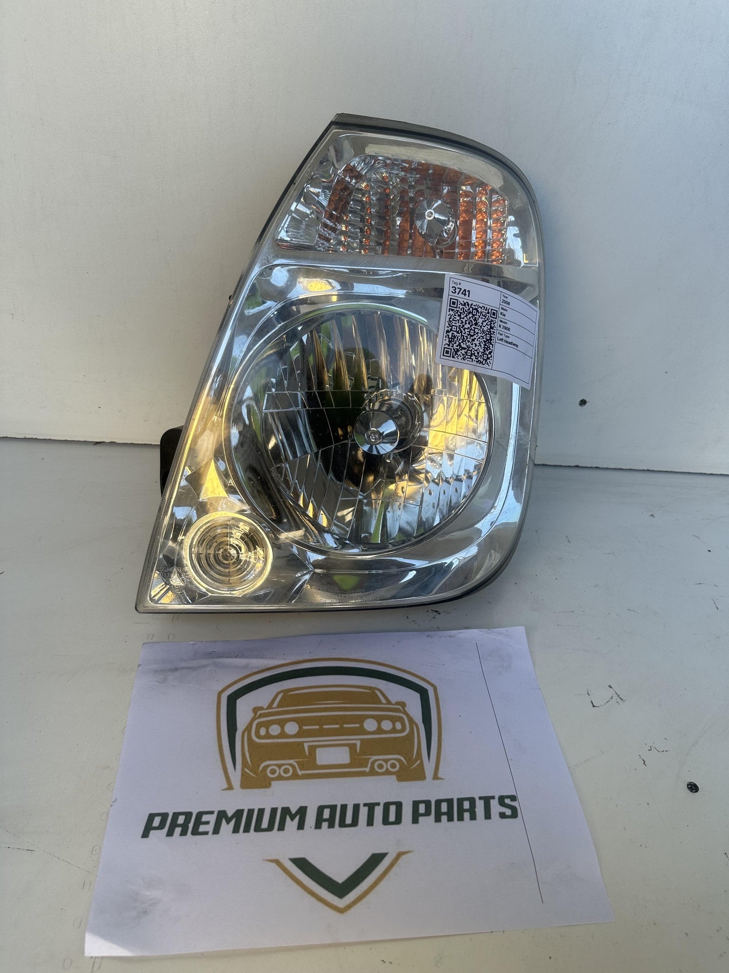 2008   Left Headlight