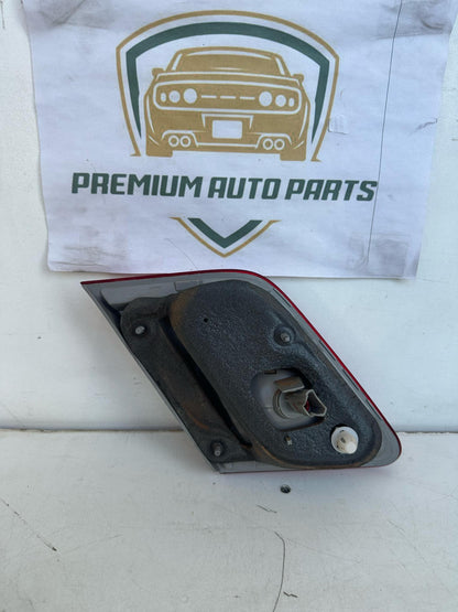 2011 Toyota Camry Right Boot Light