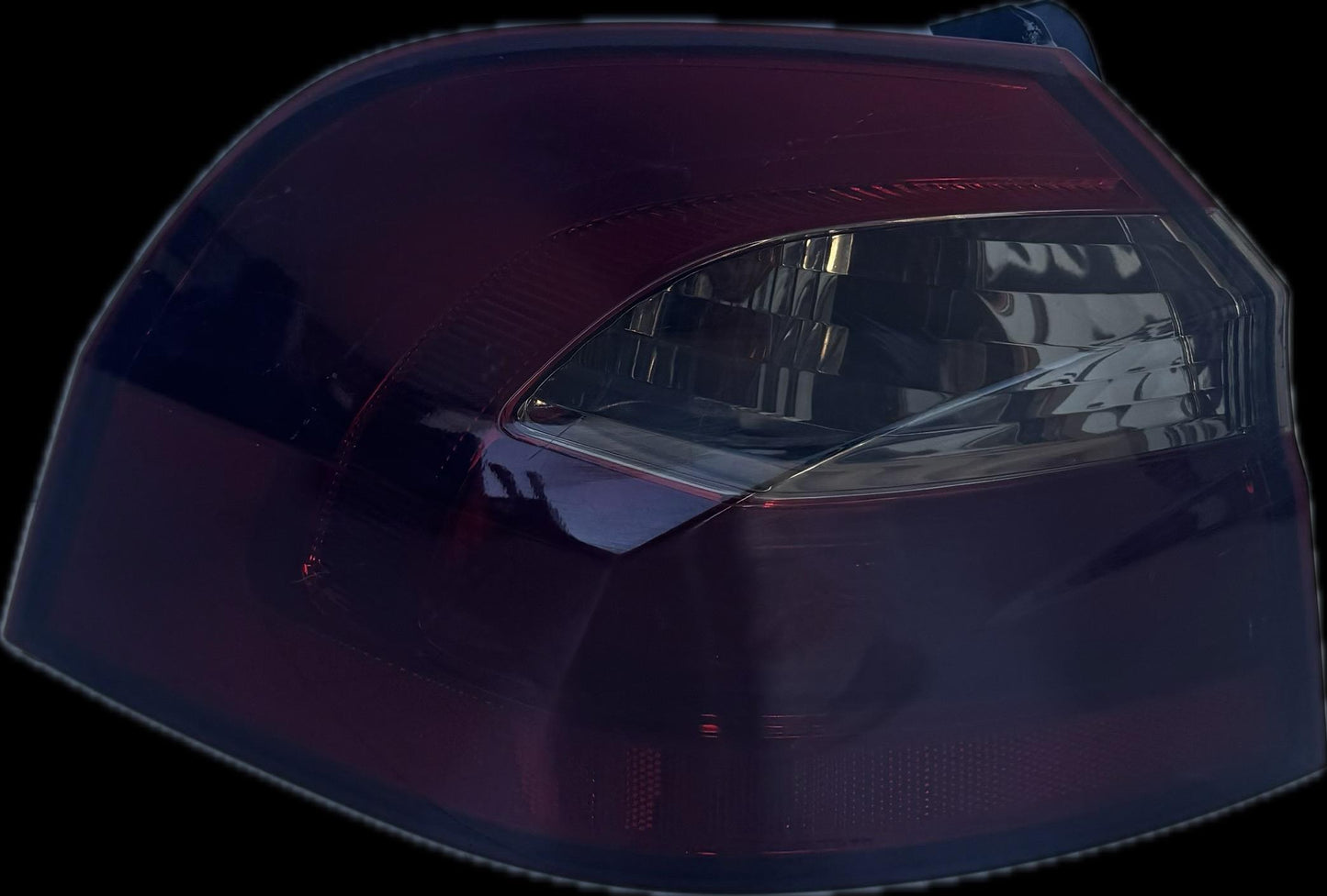 2015  UB Left Taillight
