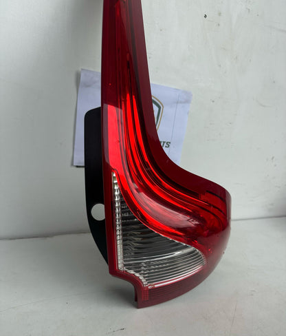 2012 Volvo XC60 Right Taillight