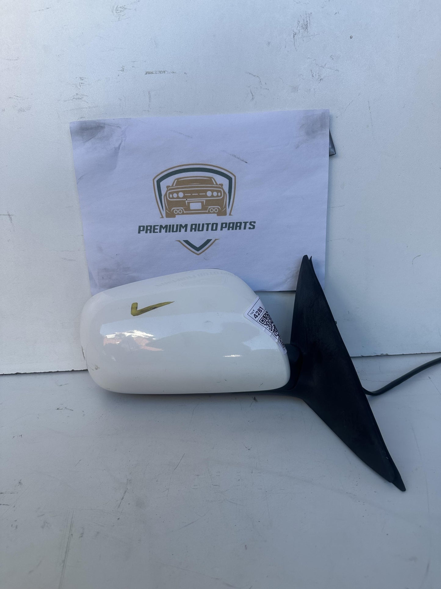 2008  XV40 Right Door Mirror