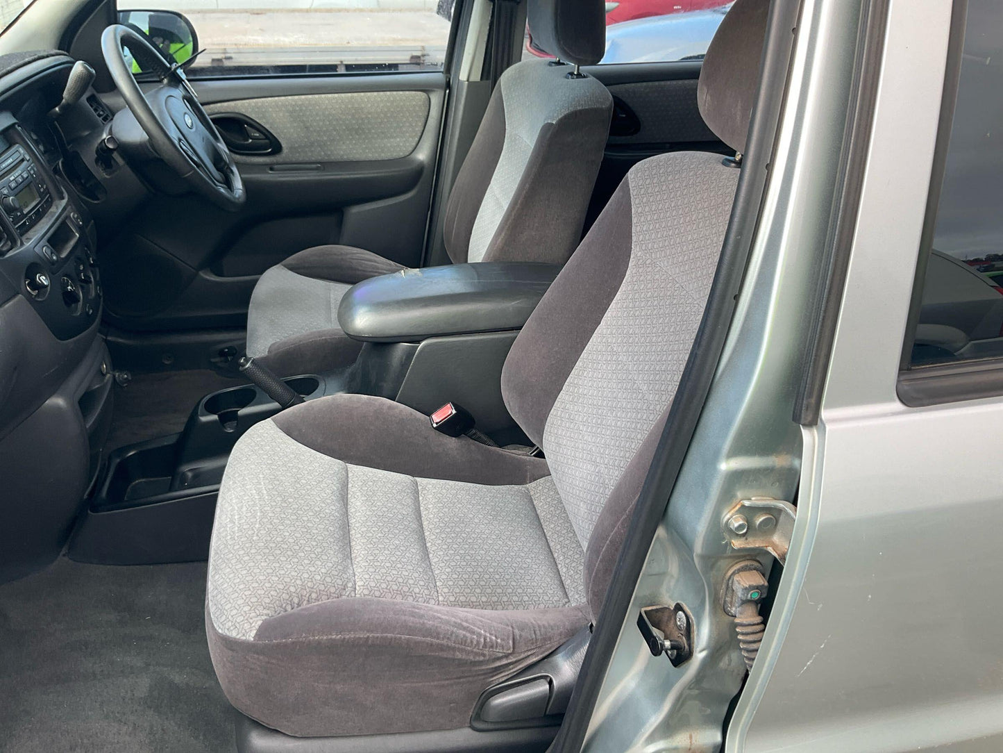 2006 Ford Escape  Station Wagon 
Ford
Escape