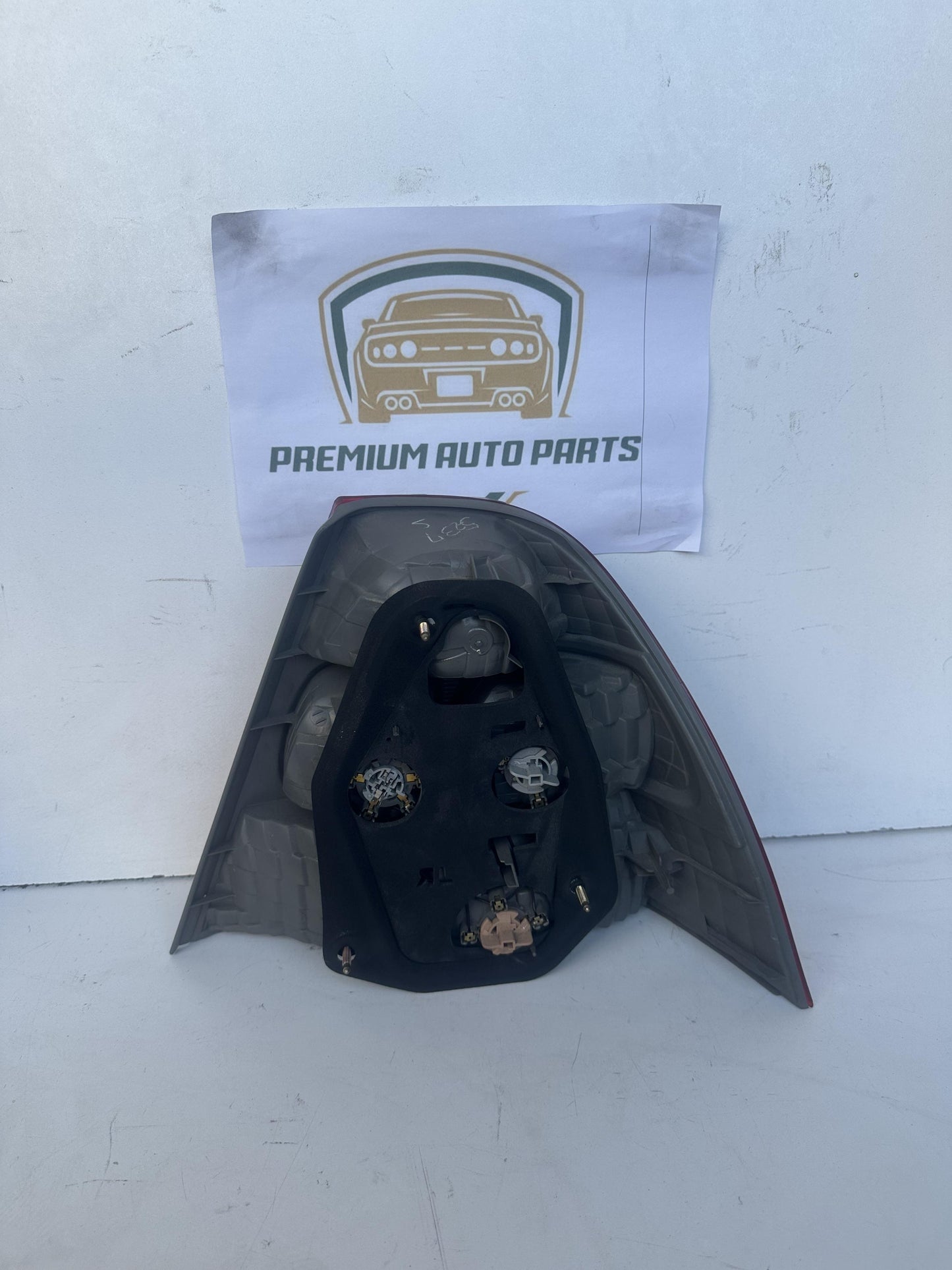 2003  E120 Left Taillight