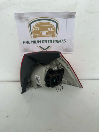 2008   Left Taillight