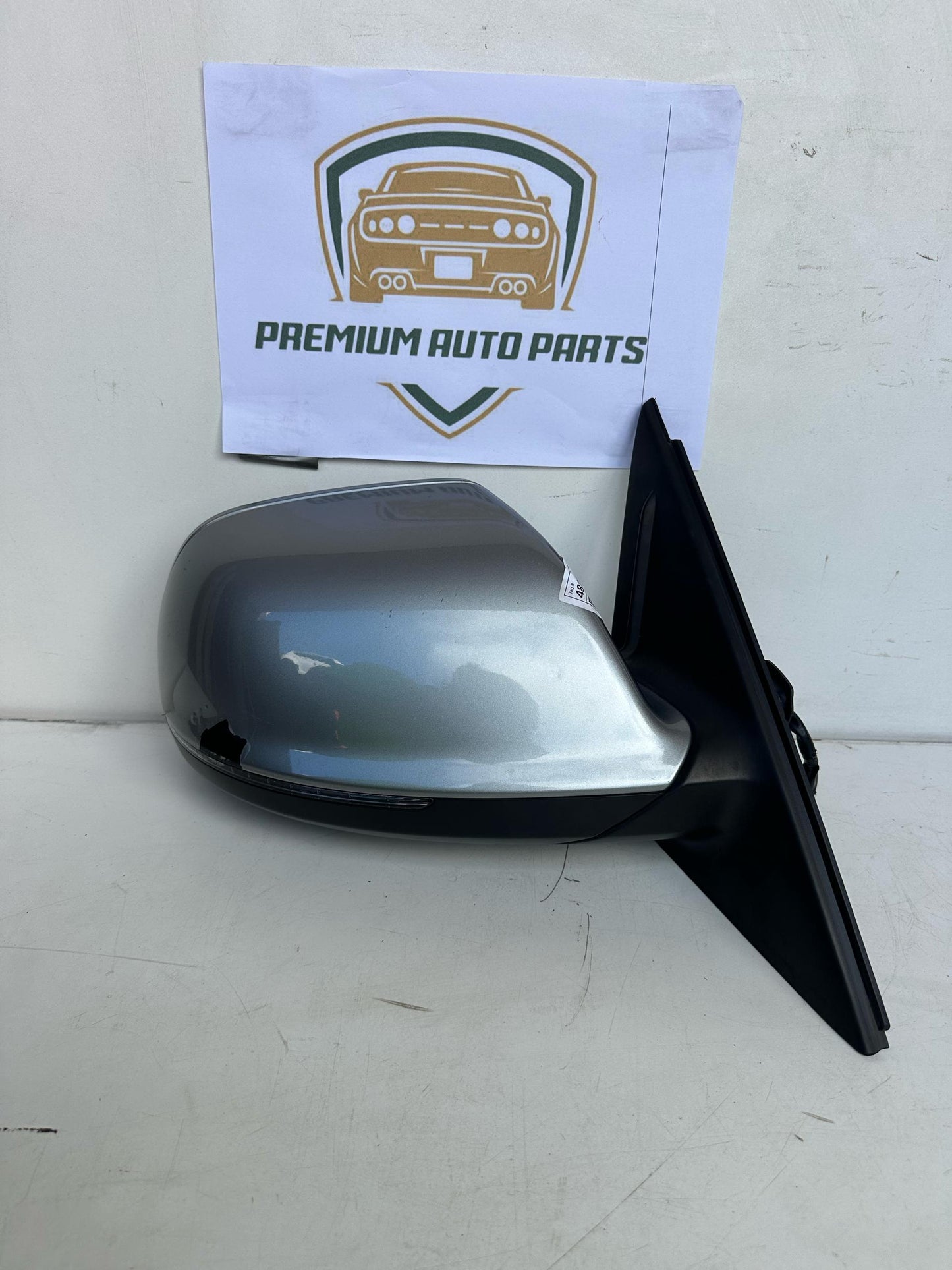 2010  8R Right Door Mirror