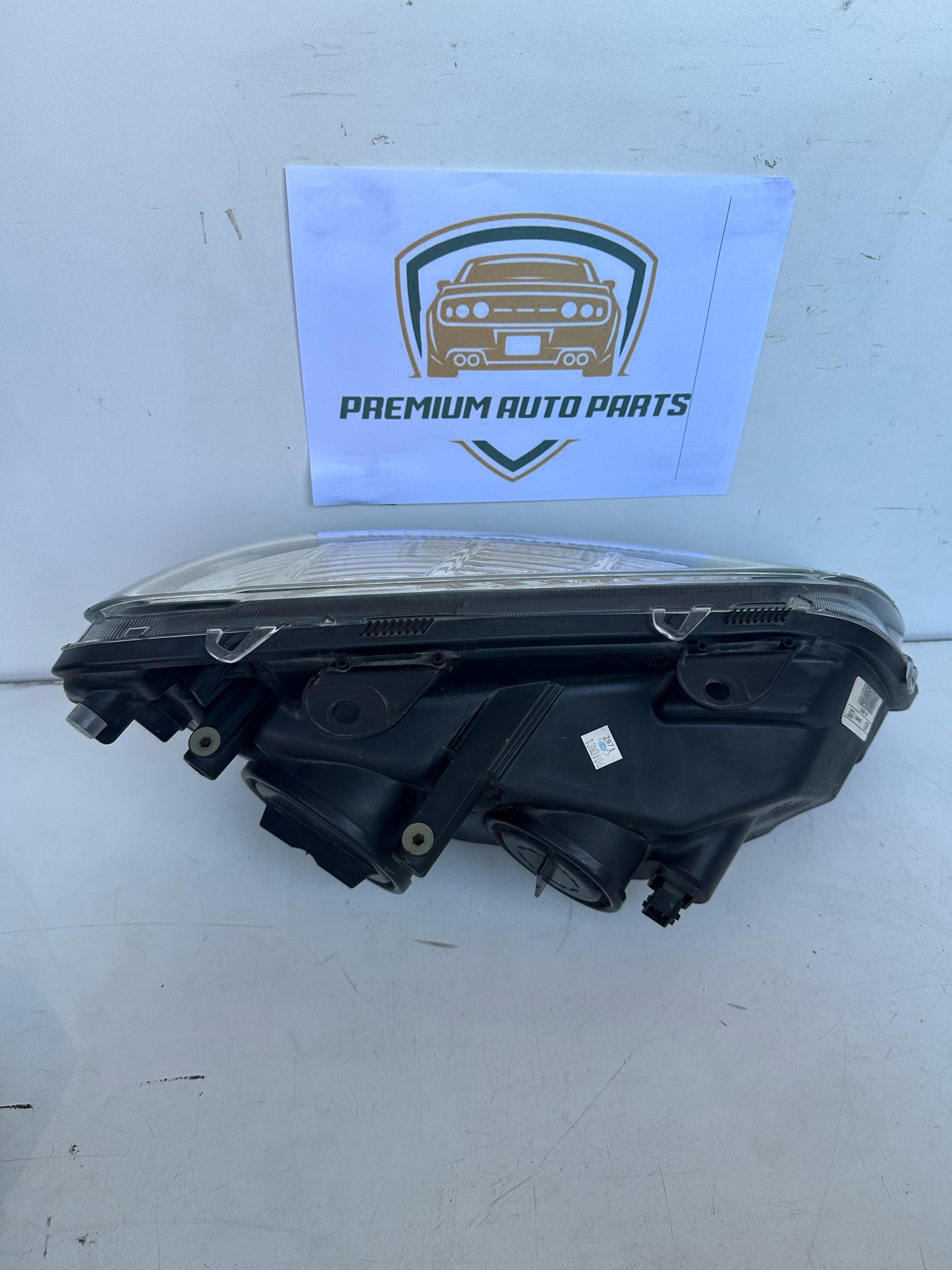 2006  WL Left Headlight