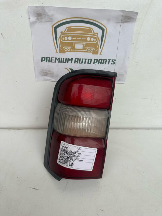 2010   Left Taillight
