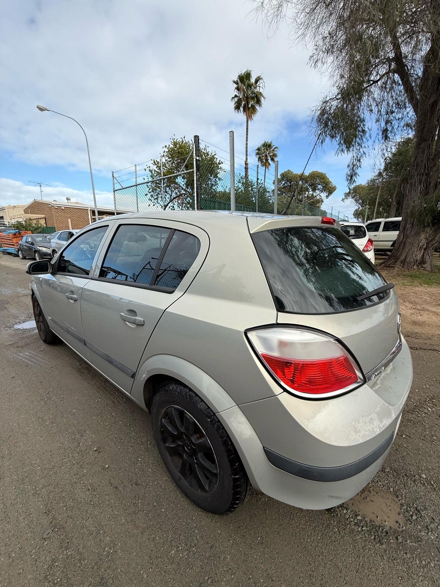 Holden 
Astra