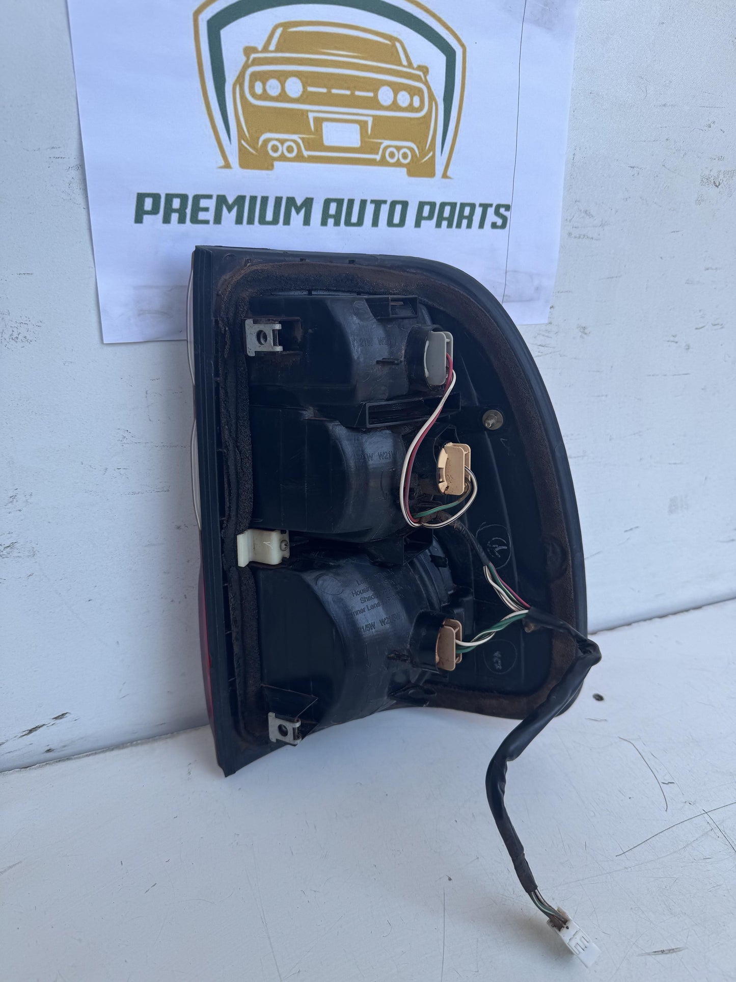 1999   Left Taillight