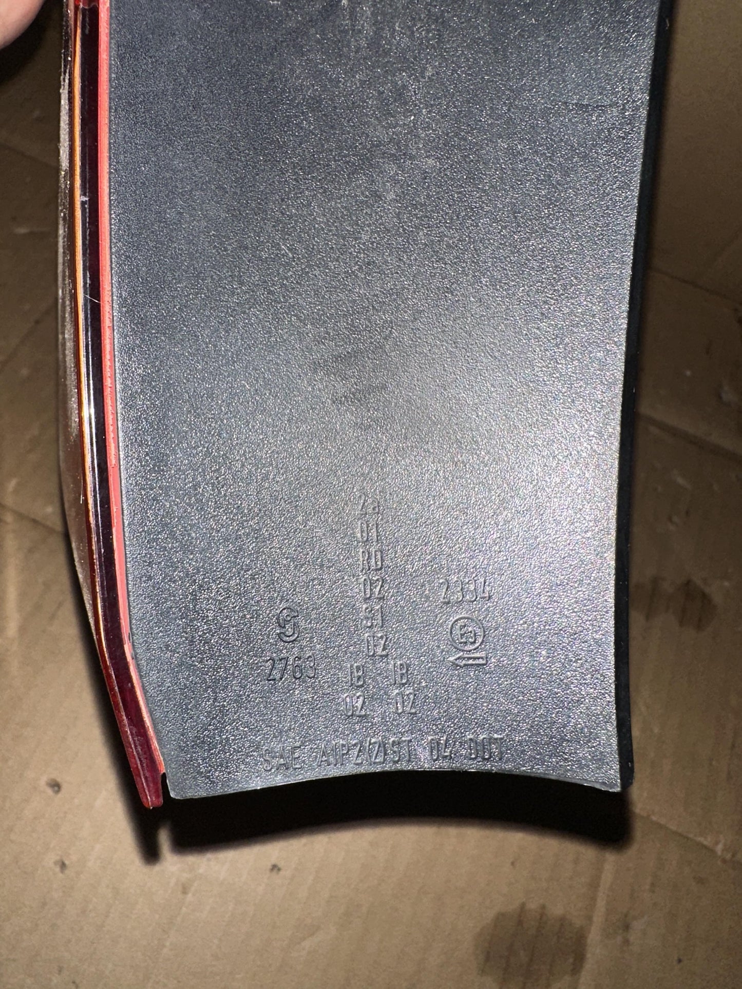 2006  E91 Left Taillight