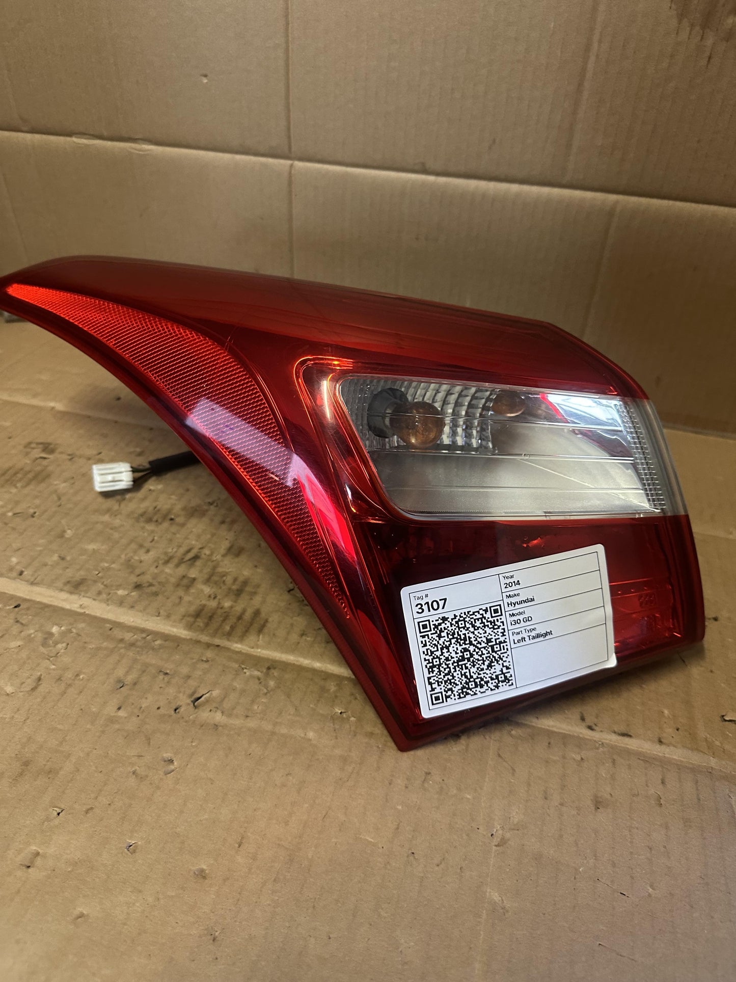 2014   Left Taillight