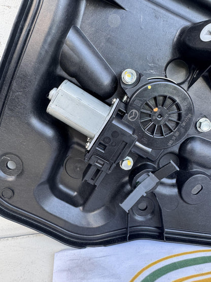 2015   Right Rear Window Regulator/Motor