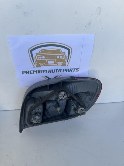2003   Left Taillight