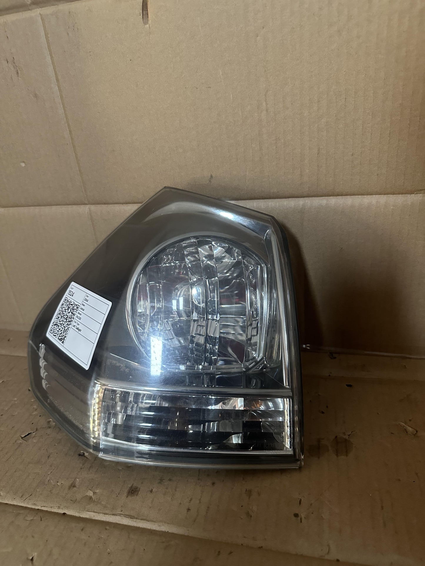 2004  Rx330 Left Taillight