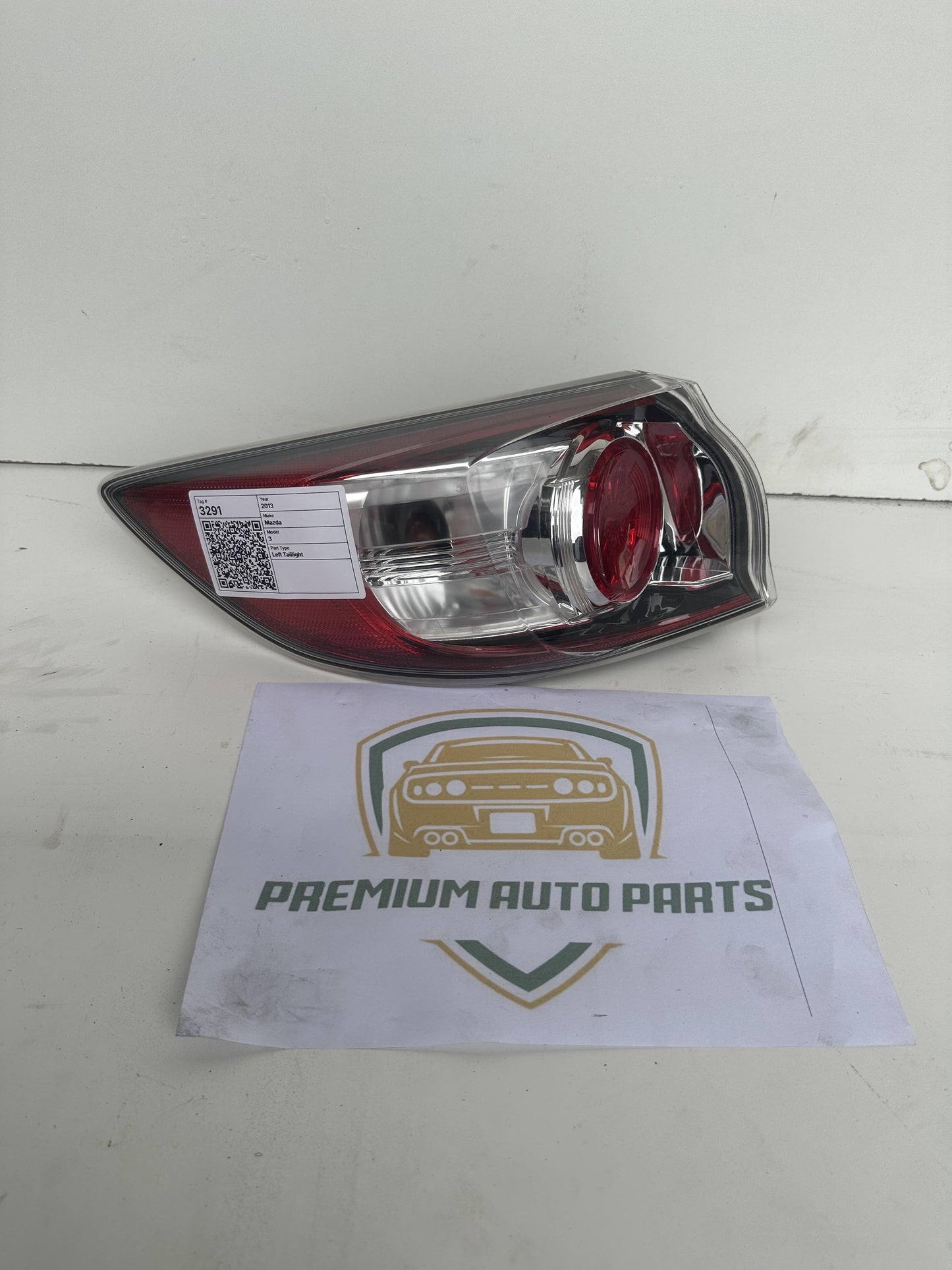 2013  II BL Left Taillight