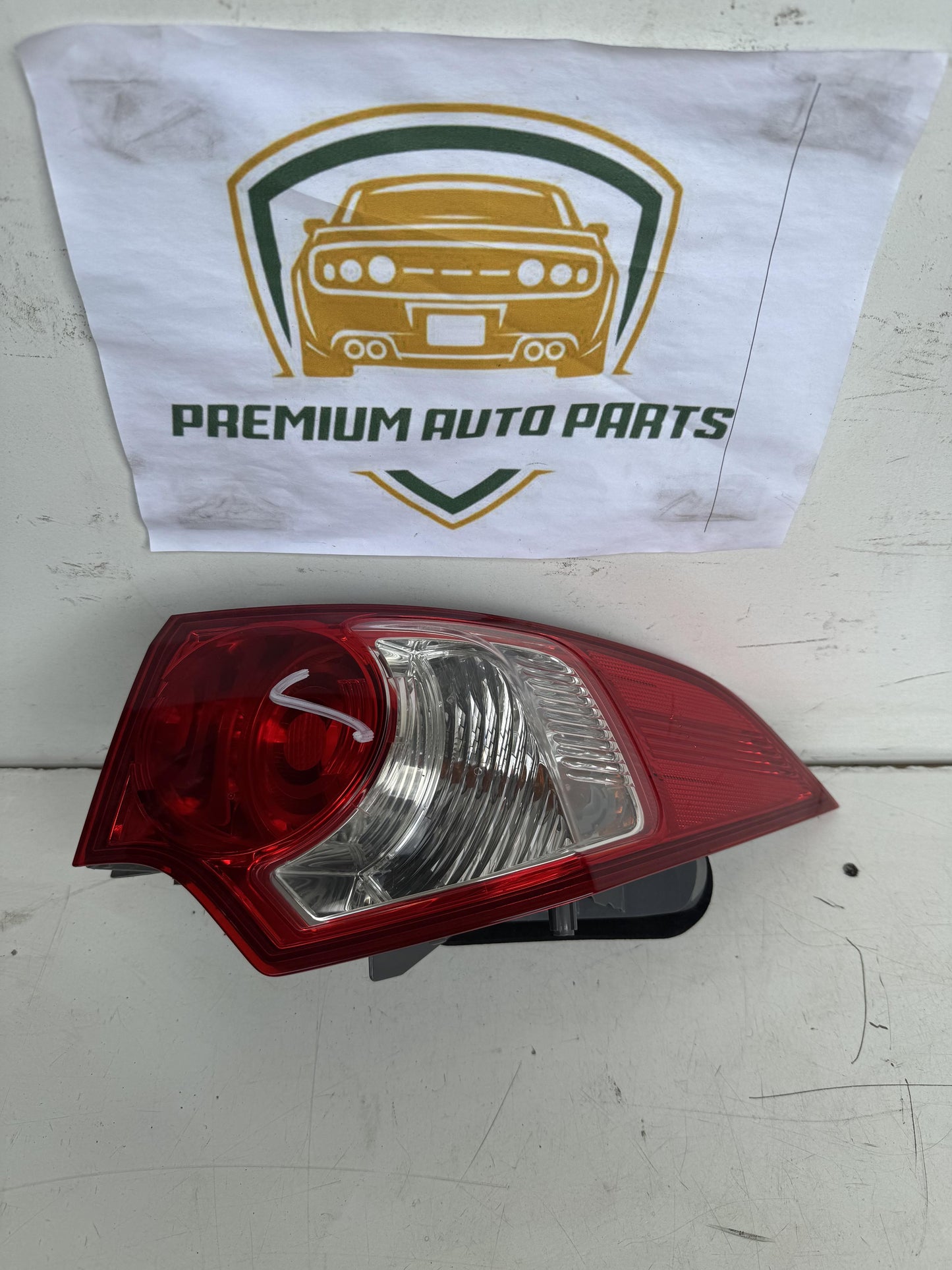 2009   Right Taillight