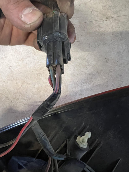 2007   Left Taillight