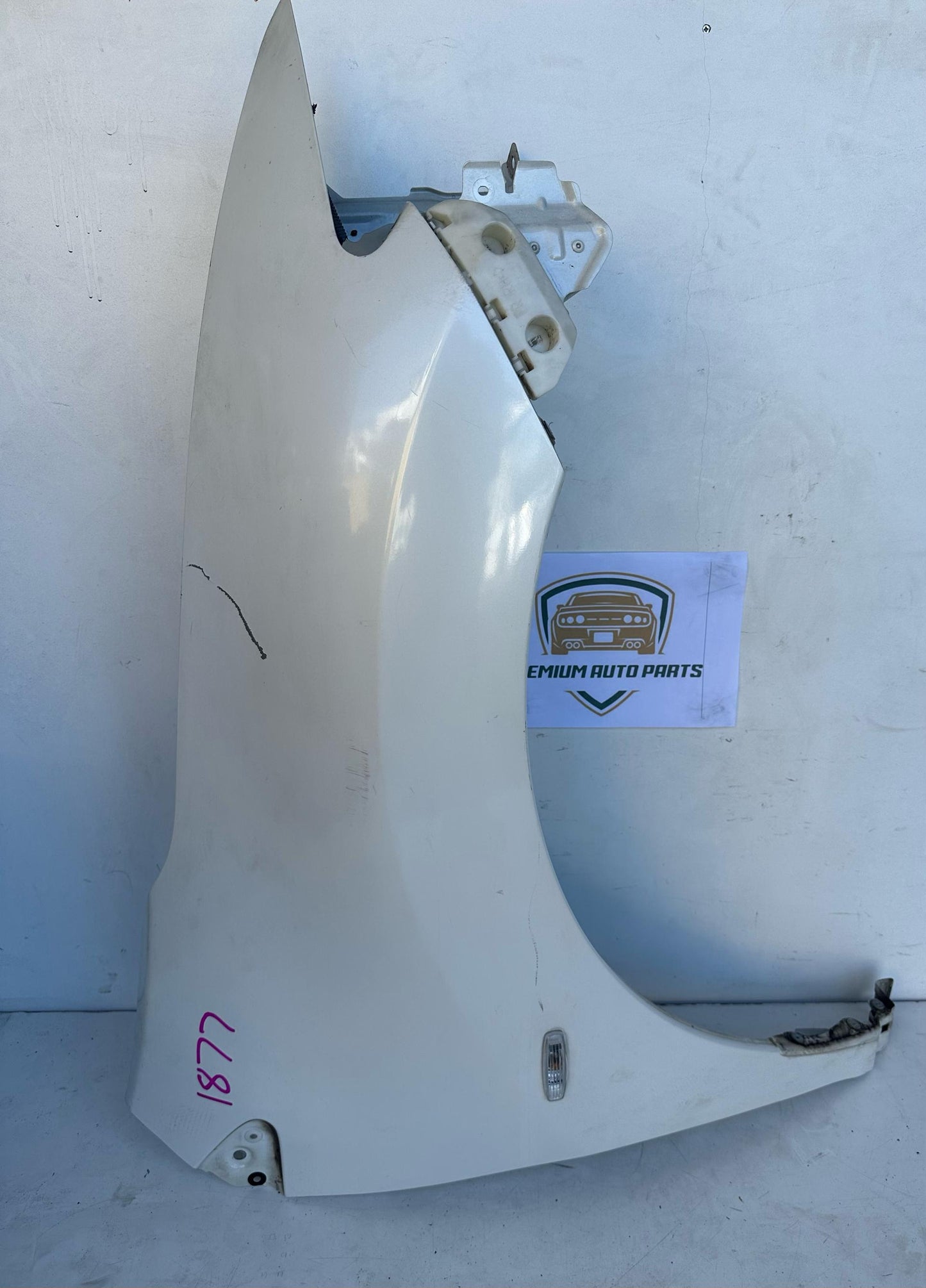 2014 Nissan Murano Right Front Guard