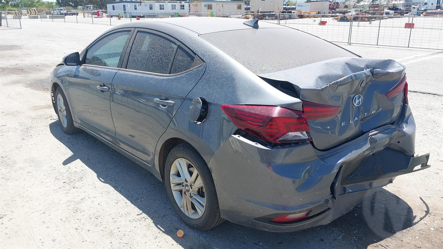 2019 Hyundai Elantra  Sedan 
Hyundai
Elantra