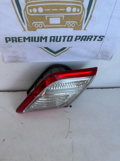 2011 Toyota Camry Right Boot Light