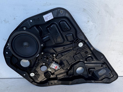 2022   Right Rear Window Regulator/Motor