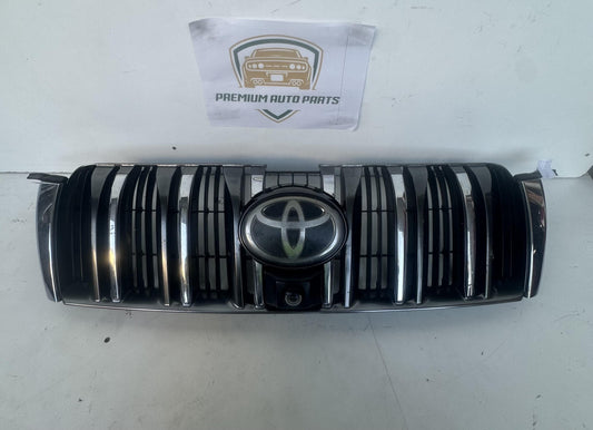2009  J150 Grille