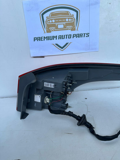2014   Left Taillight